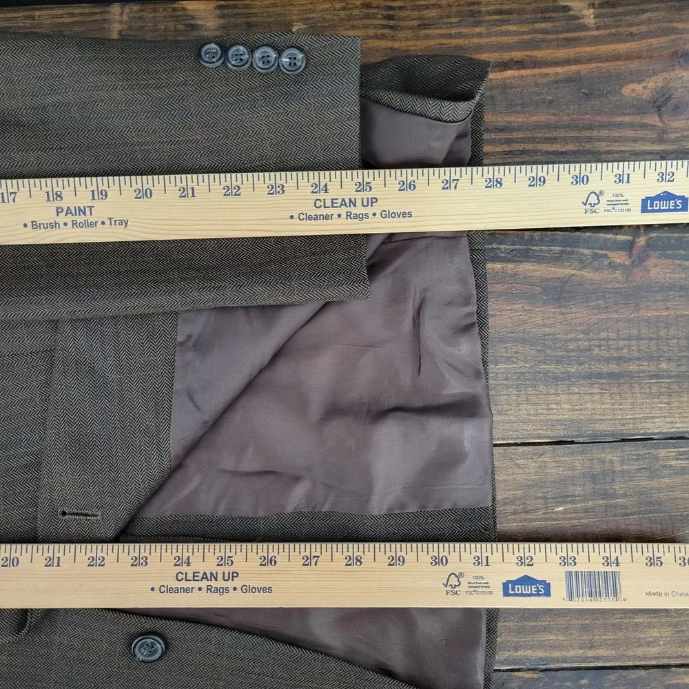 Izod Men's Sport‎ Coat Blazer Two Button Brown Herringbone Plaid Wool Size 44R